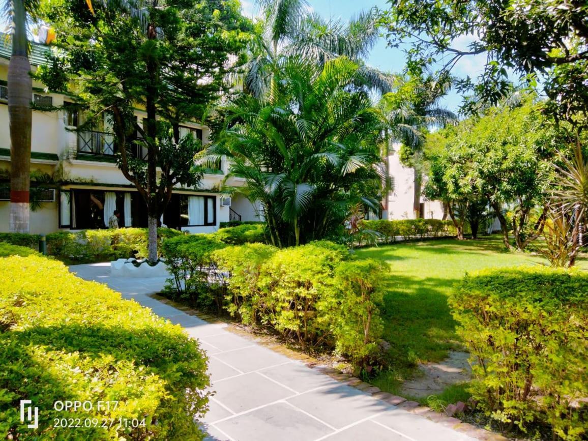 Maya The Forest Resort Ramnagar  Exterior photo